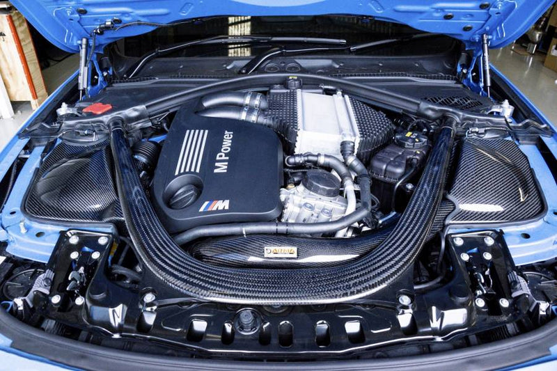 Air intake für BMW 4 SERIES F83 M4