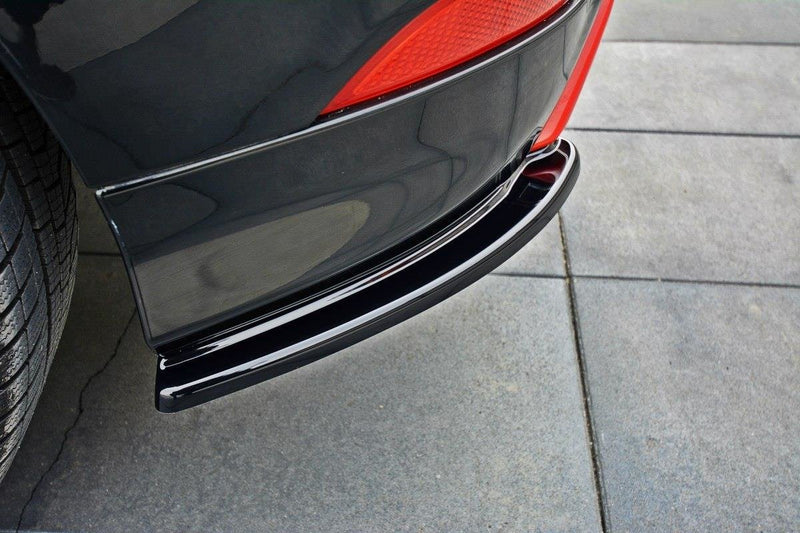 Maxton Design Heck Ansatz Flaps Diffusor für Ford Focus ST-Line Mk3 FL Carbon Look - Beast Performance Fahrzeugtechnik OHG
