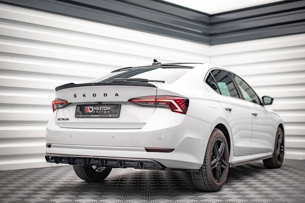 Maxton Design Mittlerer Diffusor Heck Ansatz DTM Look für Skoda Octavia Mk4 Carbon Look - Beast Performance Fahrzeugtechnik OHG