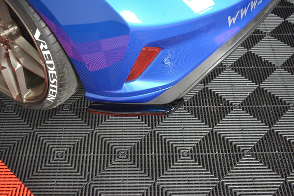 Maxton Design Heck Ansatz Flaps Diffusor V.1 für Ford Focus ST-Line schwarz Hochglanz - Beast Performance Fahrzeugtechnik OHG