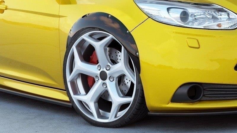Maxton Design KotflügelverlÃƒÂ¤ngerung Ford Focus ST Mk3 schwarz matt - Beast Performance Fahrzeugtechnik OHG
